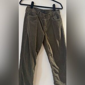 MOTHER low rise women’s corduroys in army forest green